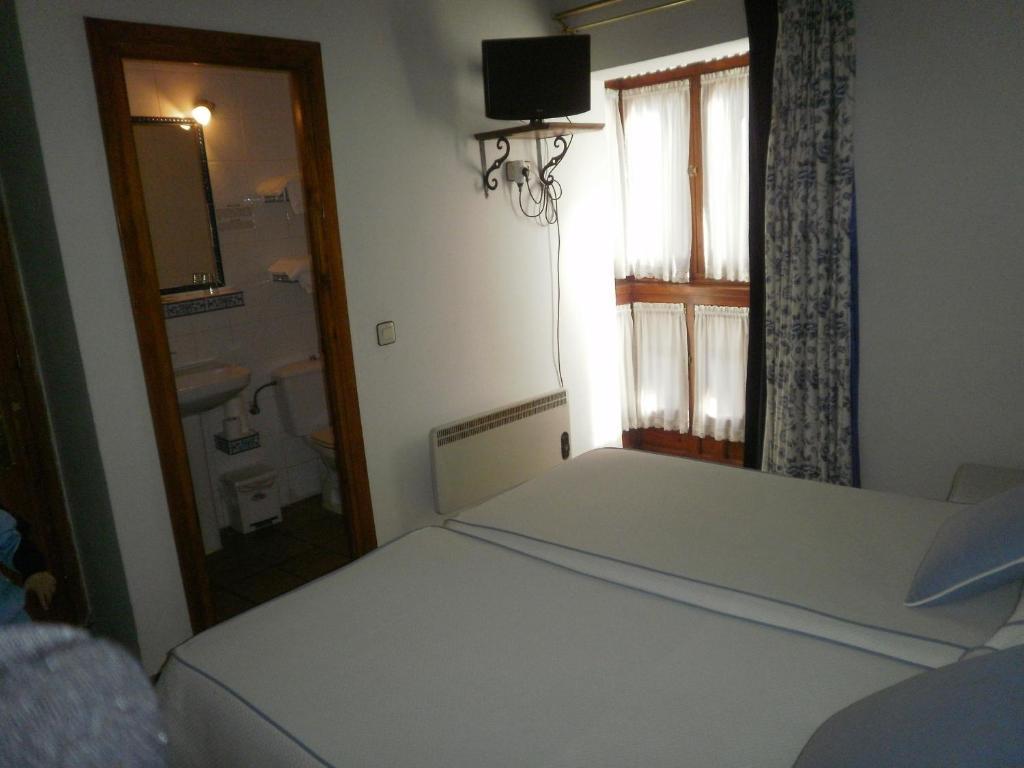 Hostal La Posada De Zocodover Толедо Номер фото