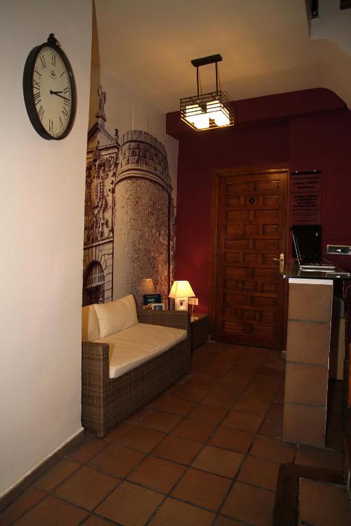 Hostal La Posada De Zocodover Толедо Экстерьер фото