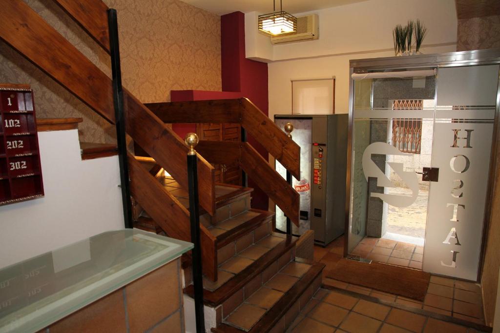 Hostal La Posada De Zocodover Толедо Экстерьер фото