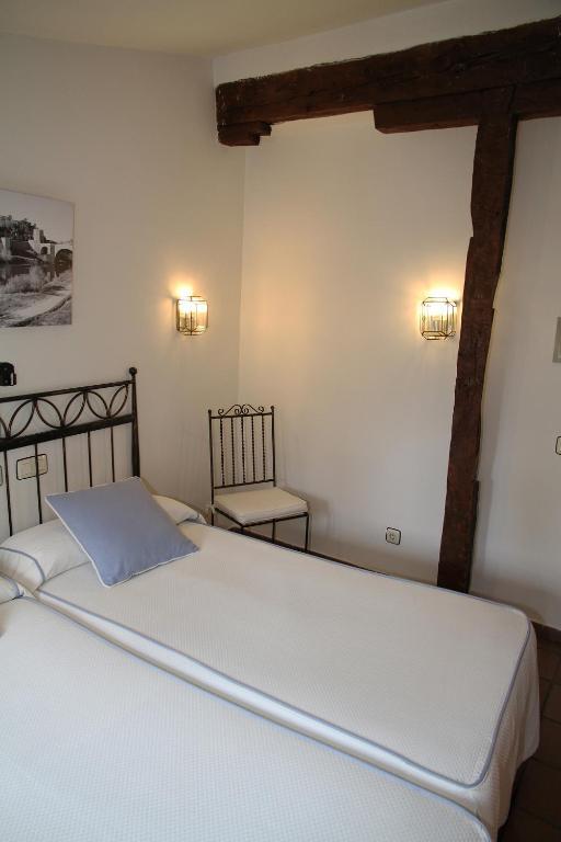 Hostal La Posada De Zocodover Толедо Экстерьер фото