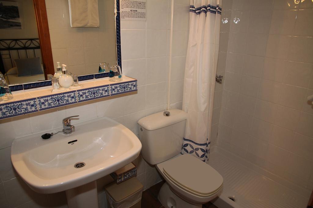 Hostal La Posada De Zocodover Толедо Экстерьер фото