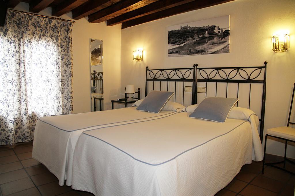 Hostal La Posada De Zocodover Толедо Экстерьер фото