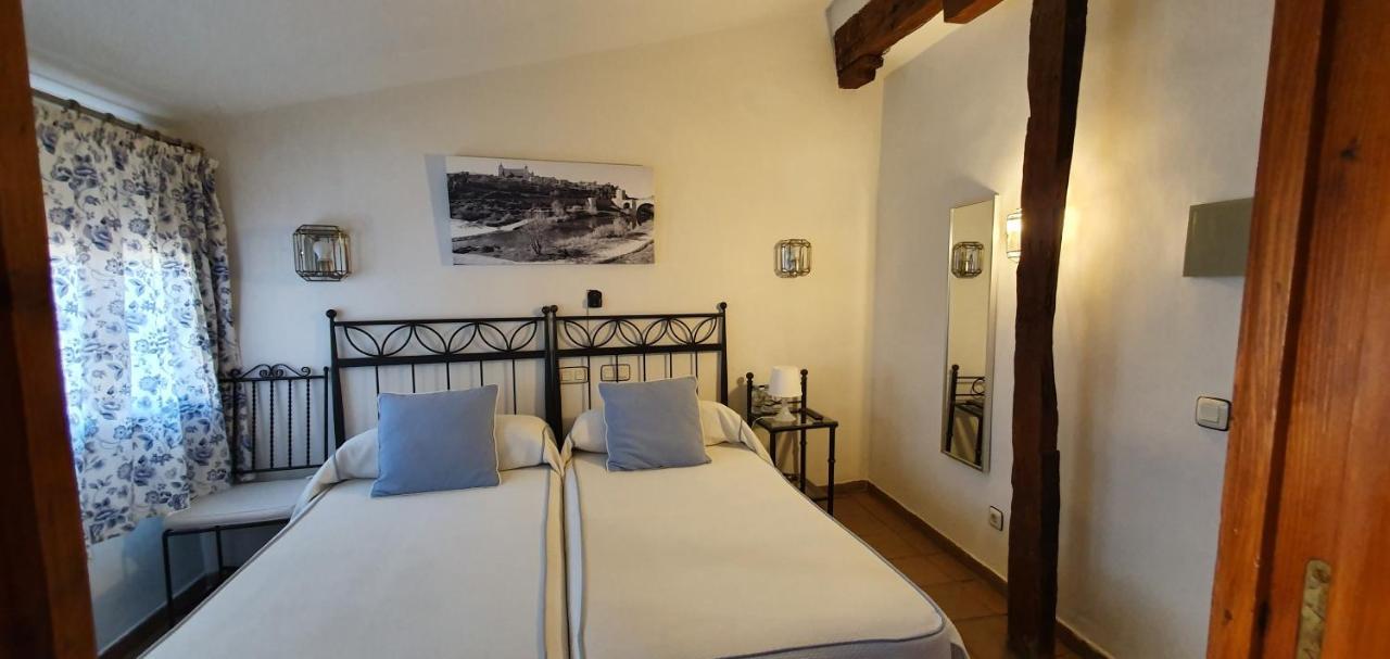 Hostal La Posada De Zocodover Толедо Экстерьер фото