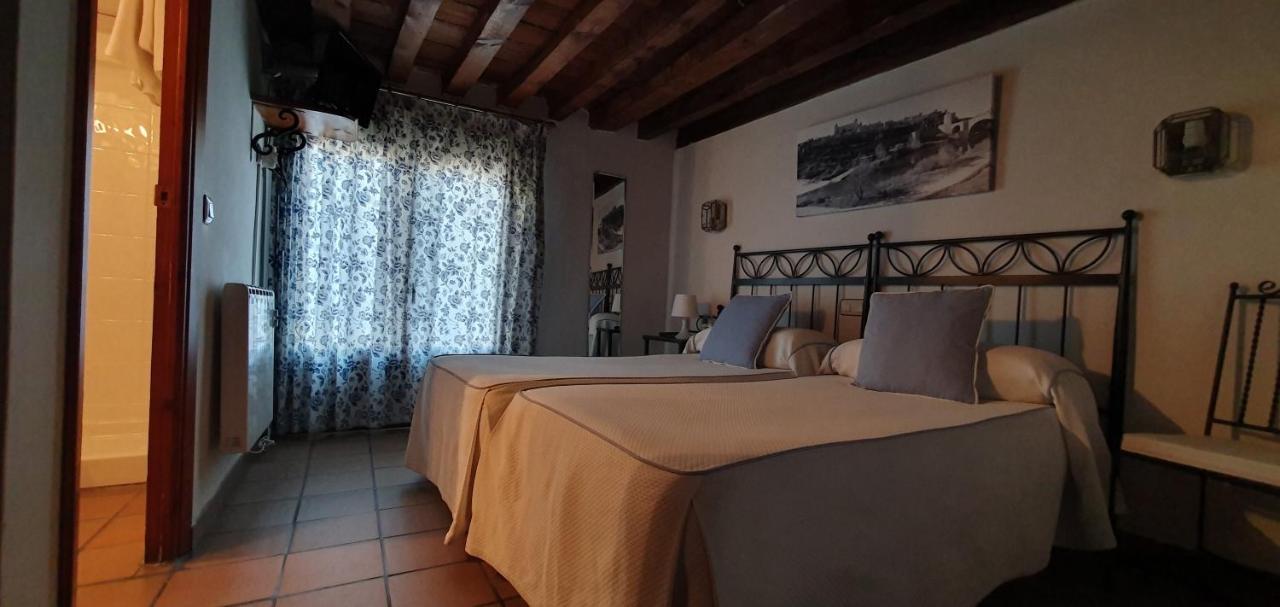 Hostal La Posada De Zocodover Толедо Экстерьер фото